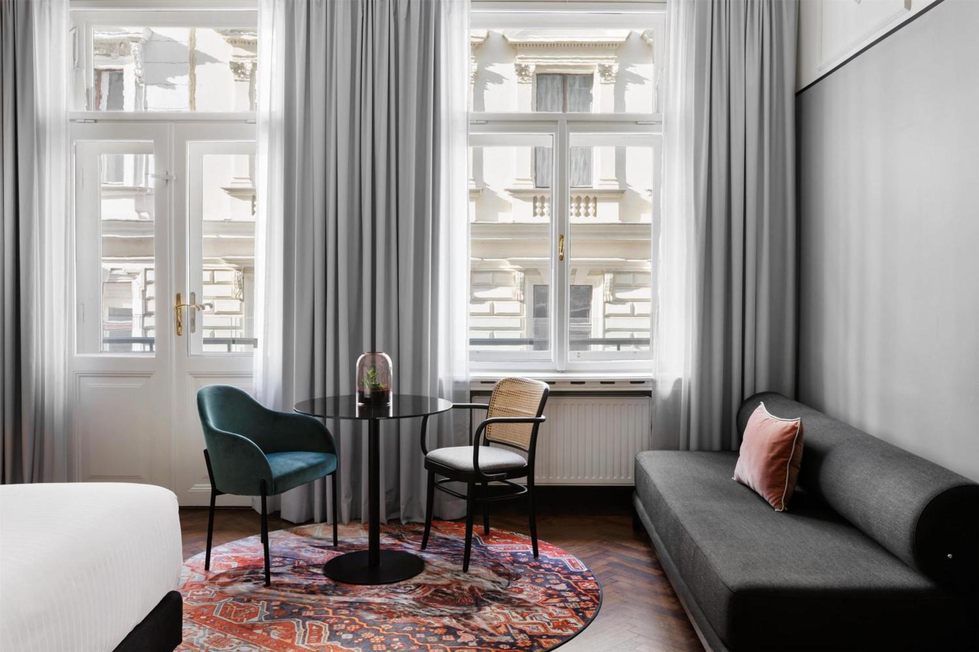 Hotel Astoria Vienna, Curio Collection By Hilton Buitenkant foto
